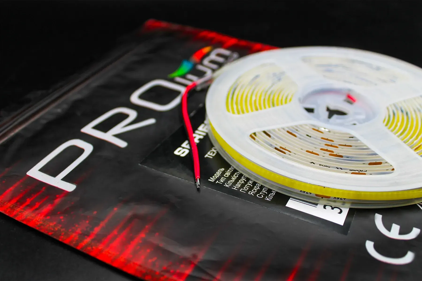 Світлодіодна стрічка DC24V IP20 холодний білий. PROLUМ СОВ 480 LED (котушка. Ціна за метр) *350003 фото
